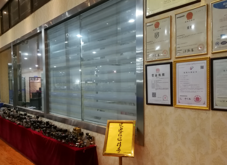 DMC1520型定梁式數(shù)控龍門加工中心